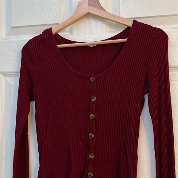 COPY - Garage button up top - Picture 2 of 5